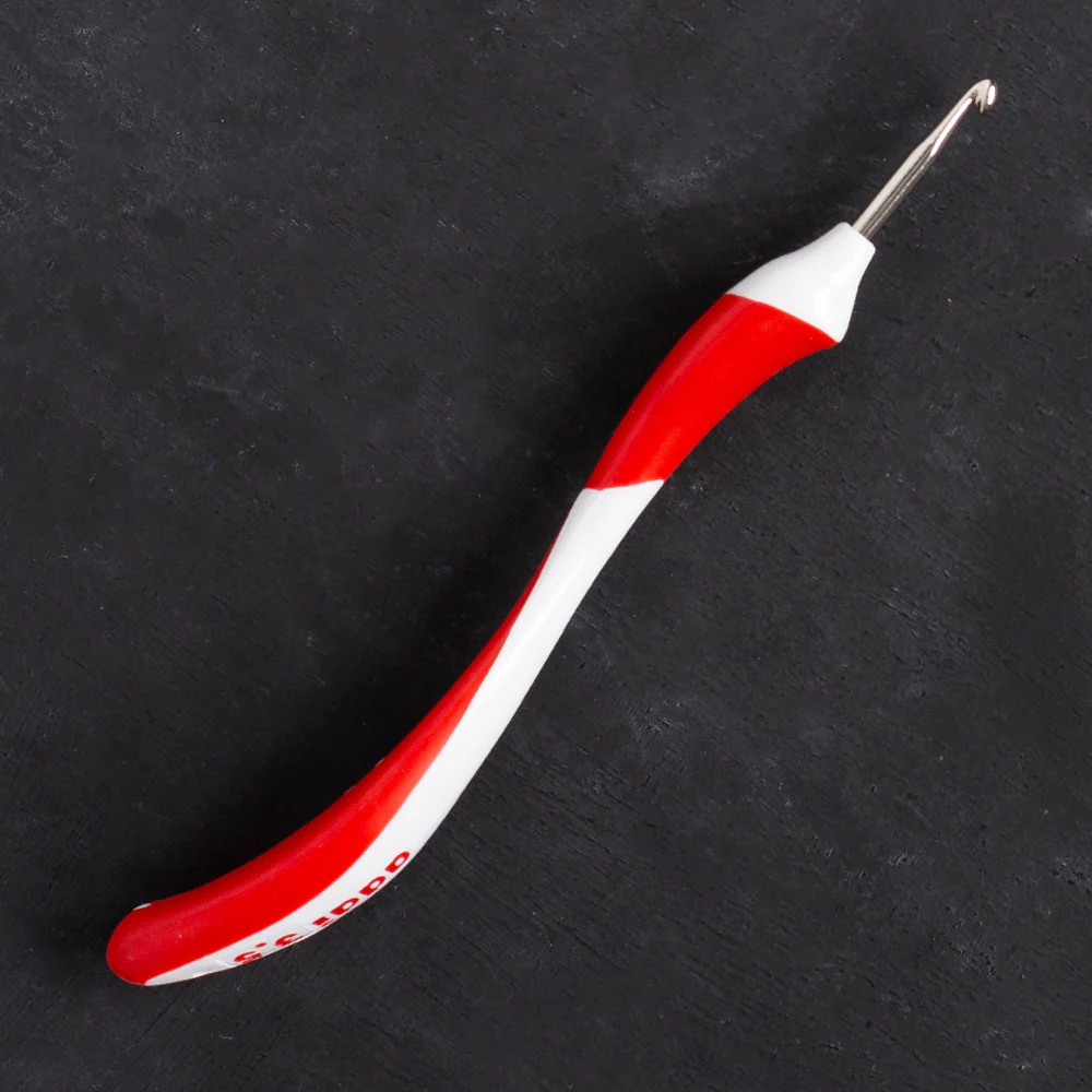 Addi Swing 3.5mm 16cm Ergonomic Crochet Hook, Red - 140-7 - Image 2