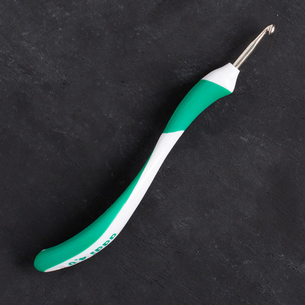 Addi Swing 4mm 16cm Ergonomic Crochet Hook, Green - 140-7 - Image 2