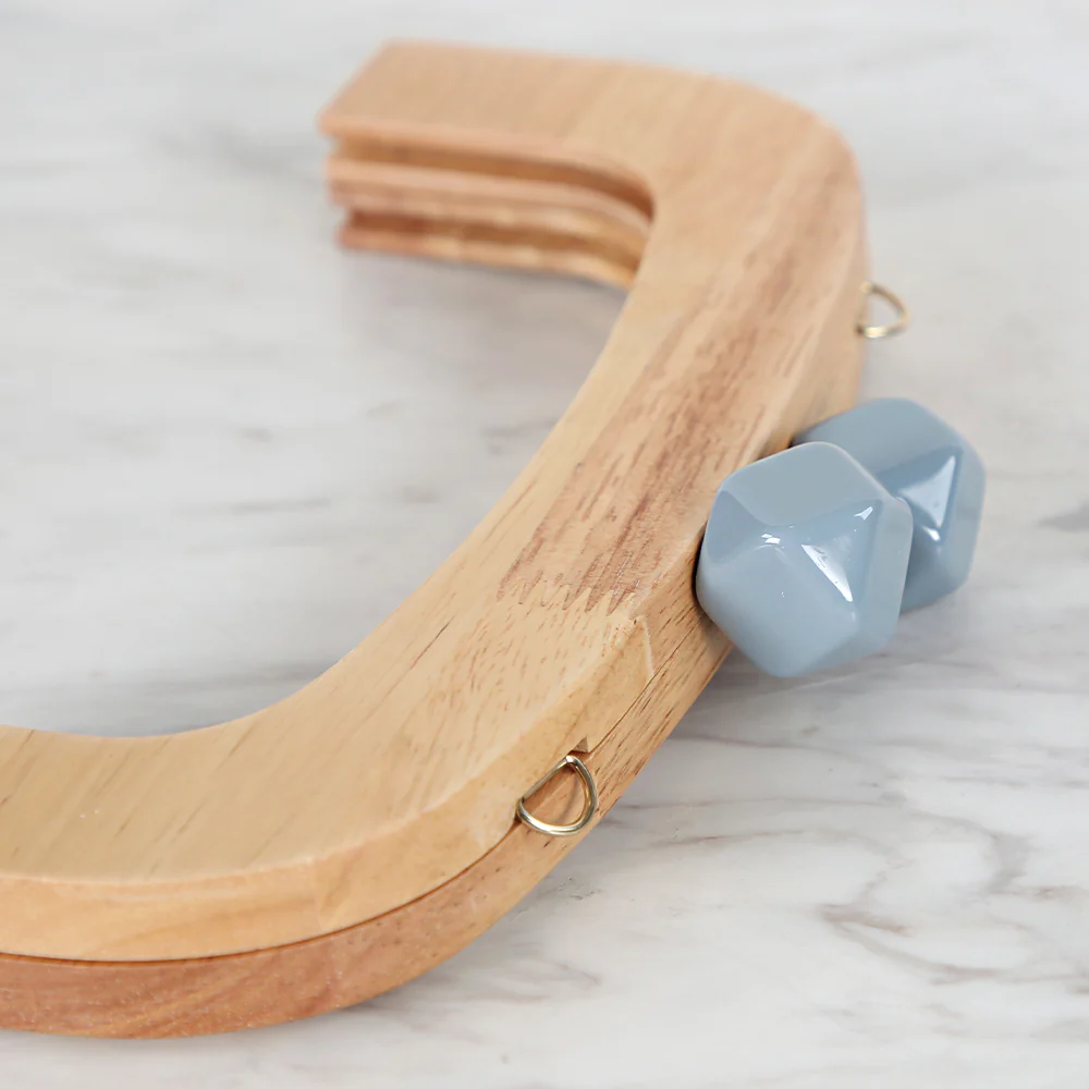 Akçaylar Gray Beaded Wooden Purse Frame - Image 3