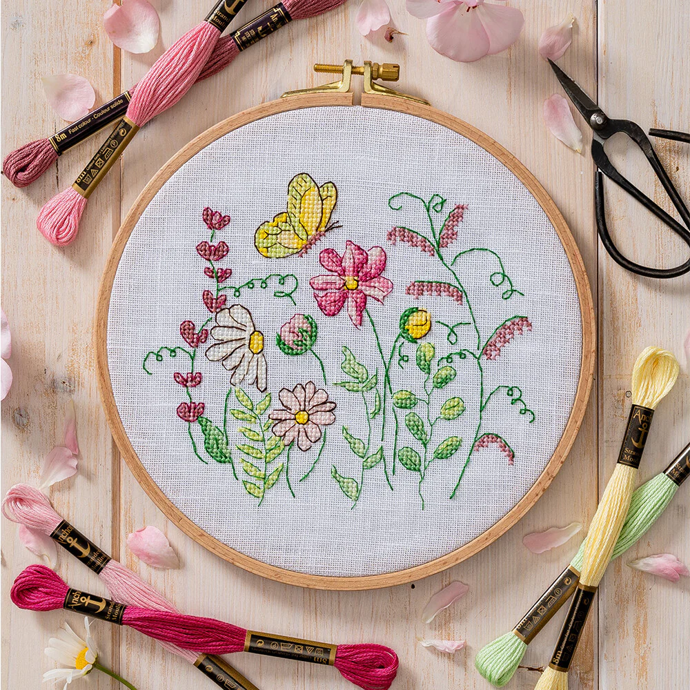 Anchor Embroidery Kit 17 x 14cm 6.7 x 5.51" DCX013 - Image 2