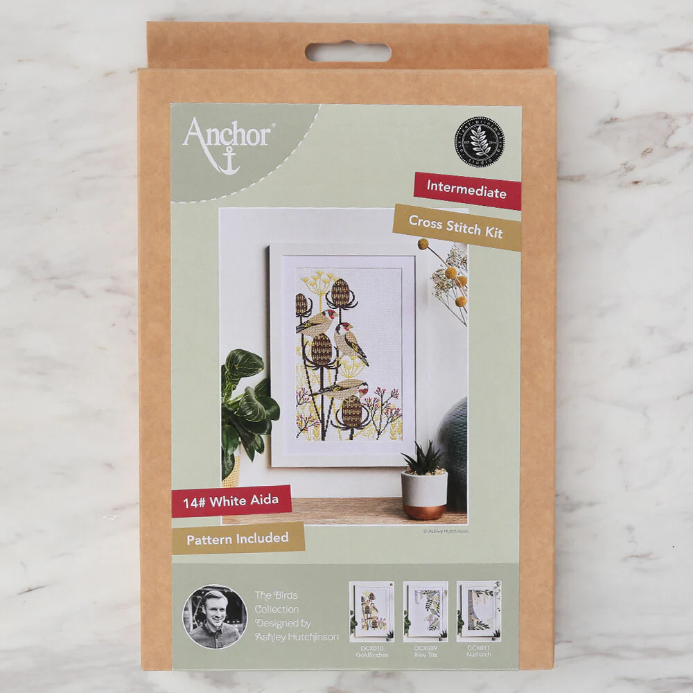 Anchor Embroidery Kit 32 x 20cm 12.60 x 7.87" DCX010