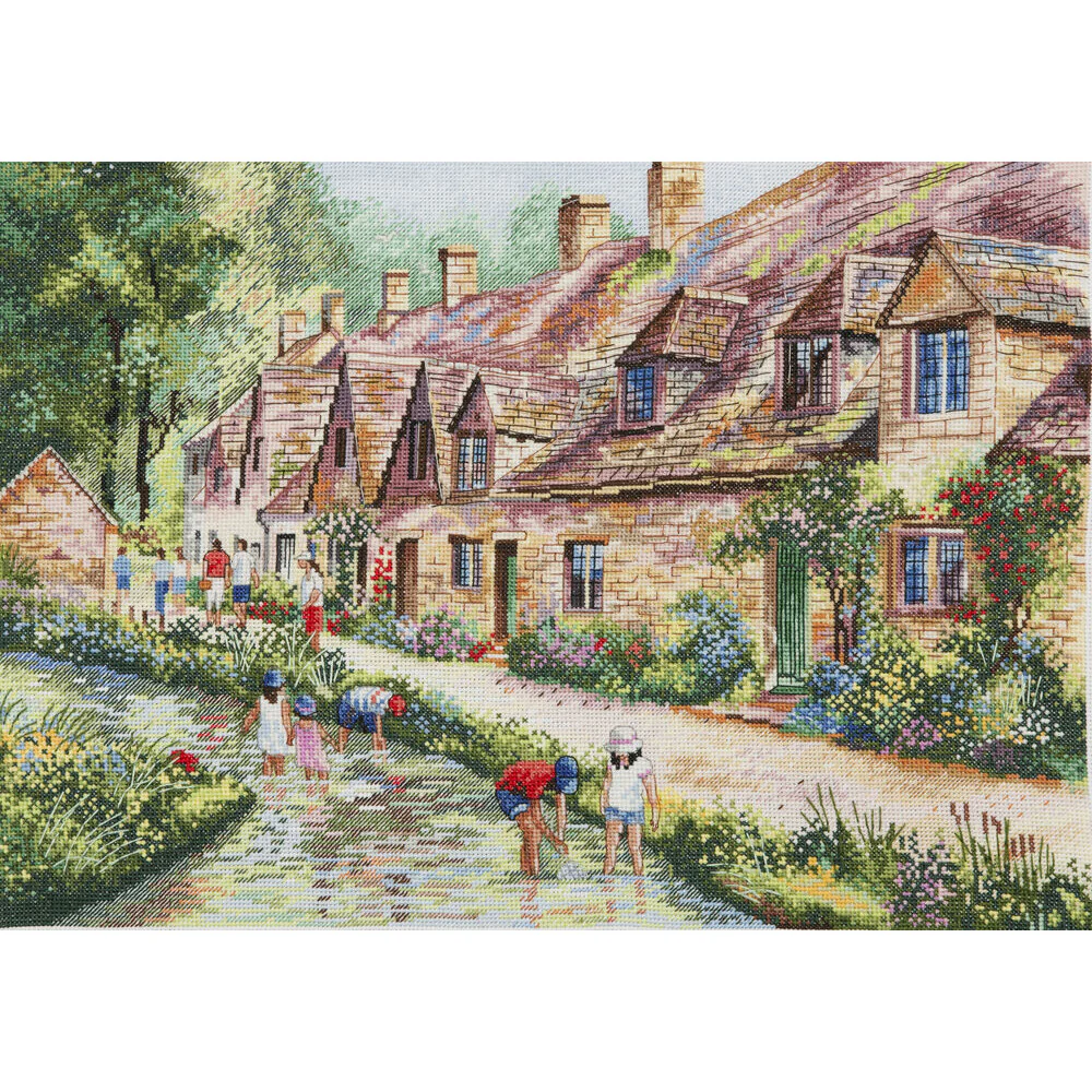 Anchor Maia Cross Stitch Kit 28 x 40cm 11.02 x 15.75" - 5678000-02003 - Image 2