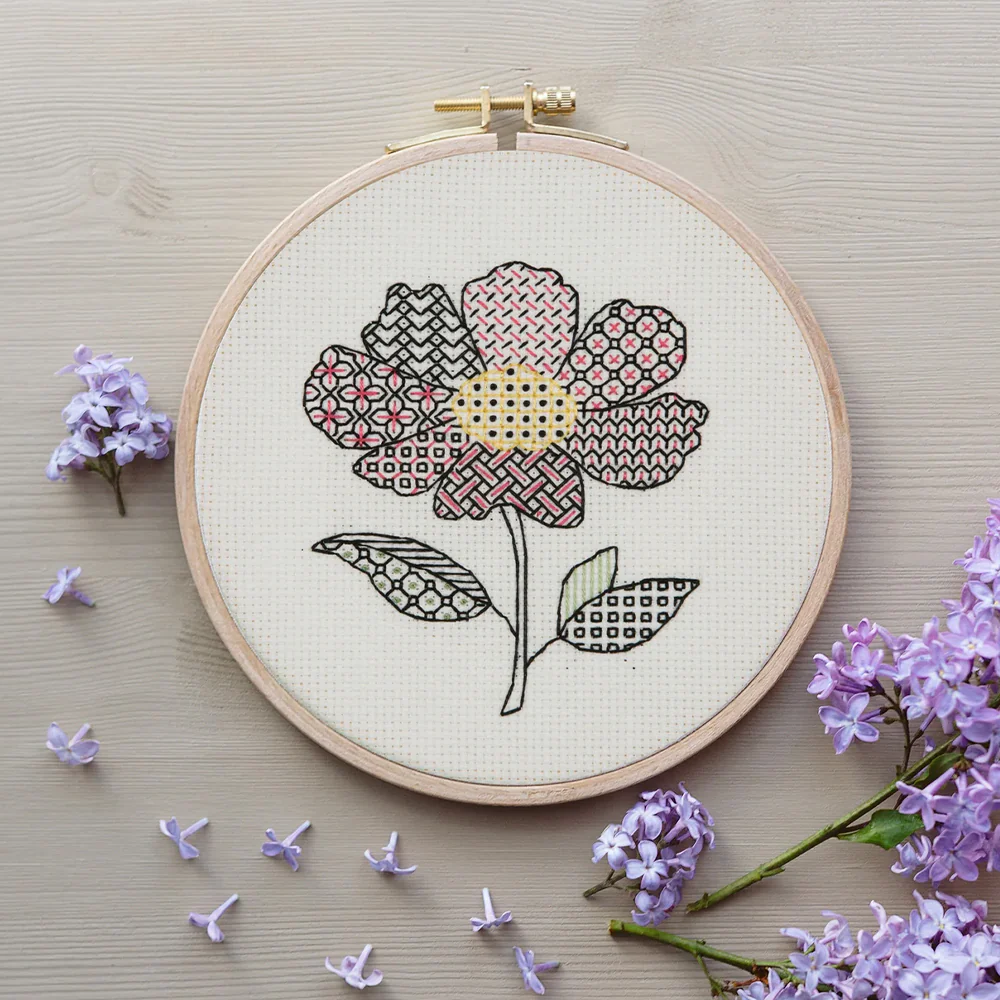 Anchor Modern Blackwork Embroidery Kit Anemone - ABW0005 - Image 3