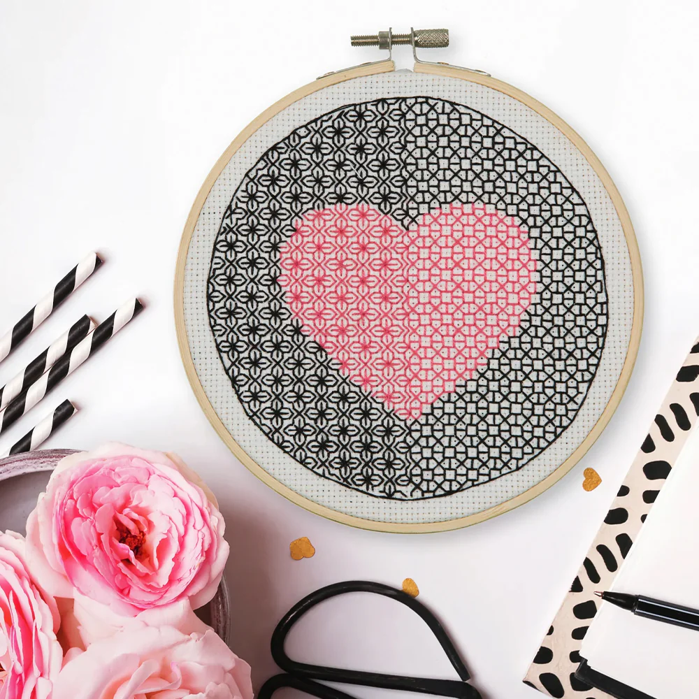 Anchor Modern Blackwork Embroidery Kit Heart - ABW0007 - Image 2