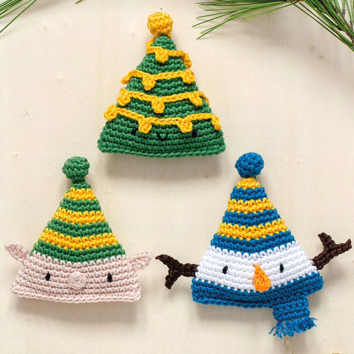 Anchor Xmas Elf Trio Decor Amigurumi Set - A28C005-09062 - Image 4