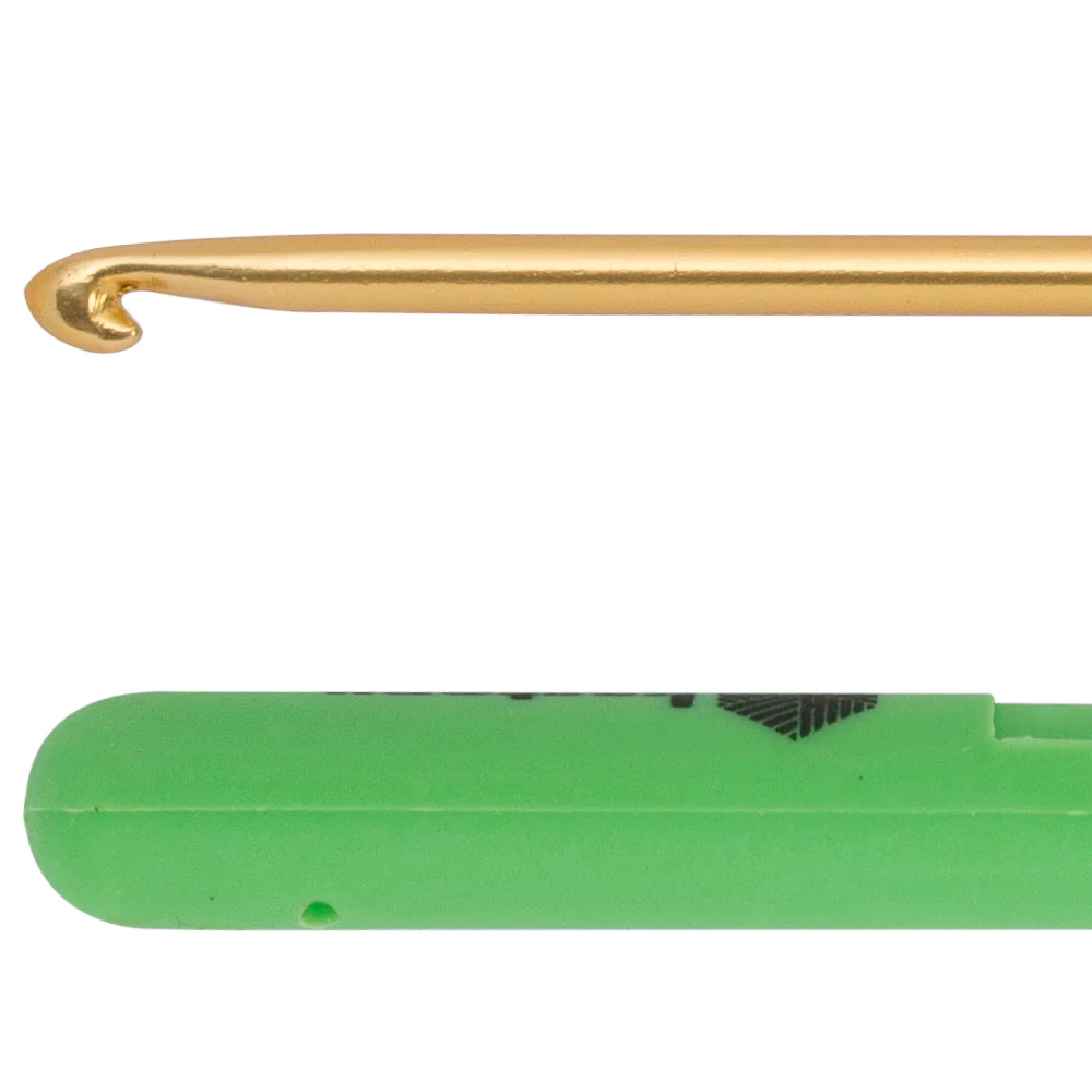 Kartopu 2,5 mm Gold Crochet Hook with Soft Handle, Green - Image 2