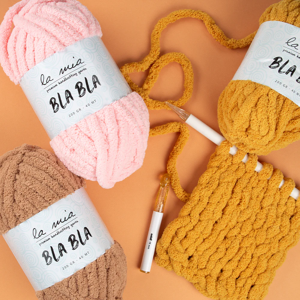 La Mia Bla Bla Hand Knitting Yarn ,Brick color LB007 - Image 3