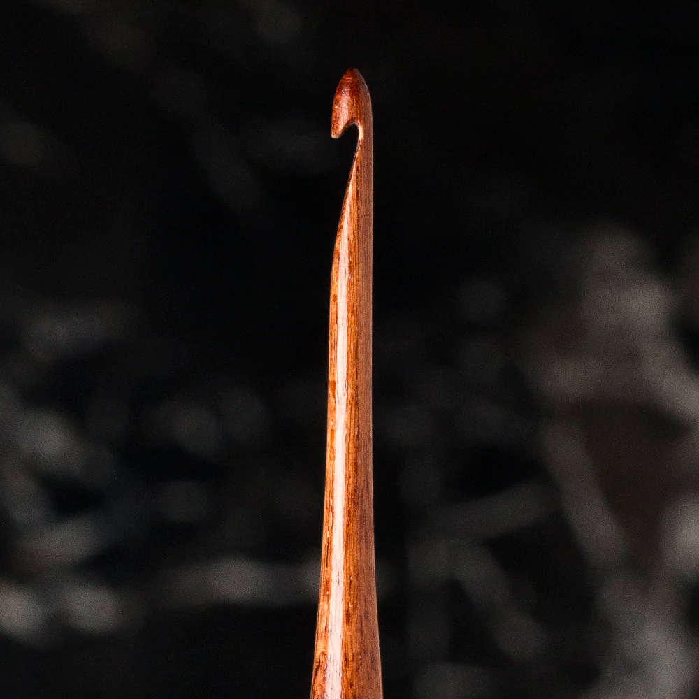 La Mia Rosewood 3.5 mm 36 cm Wooden Crochet Hook - Image 2
