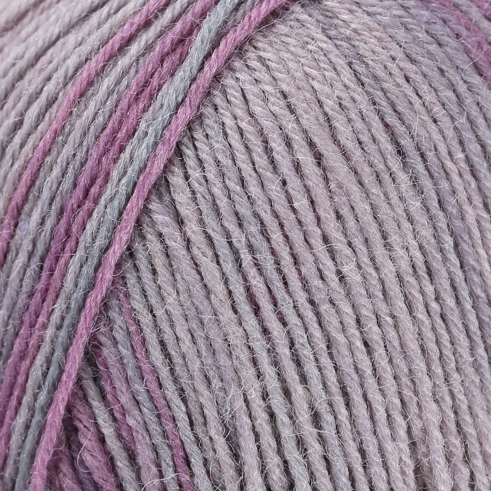 La Mia Woolly Socks Variegated Sock Yarn - L02 - Image 2
