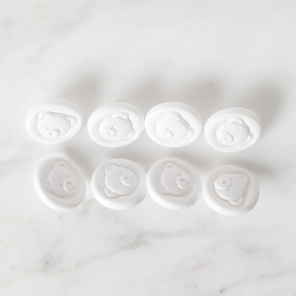 Loren Crafts 8 Pack Raund Button, White- 618 - Image 2