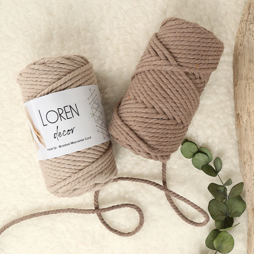 Loren Decor Macrame Yarn, Mink - L143 - Image 3
