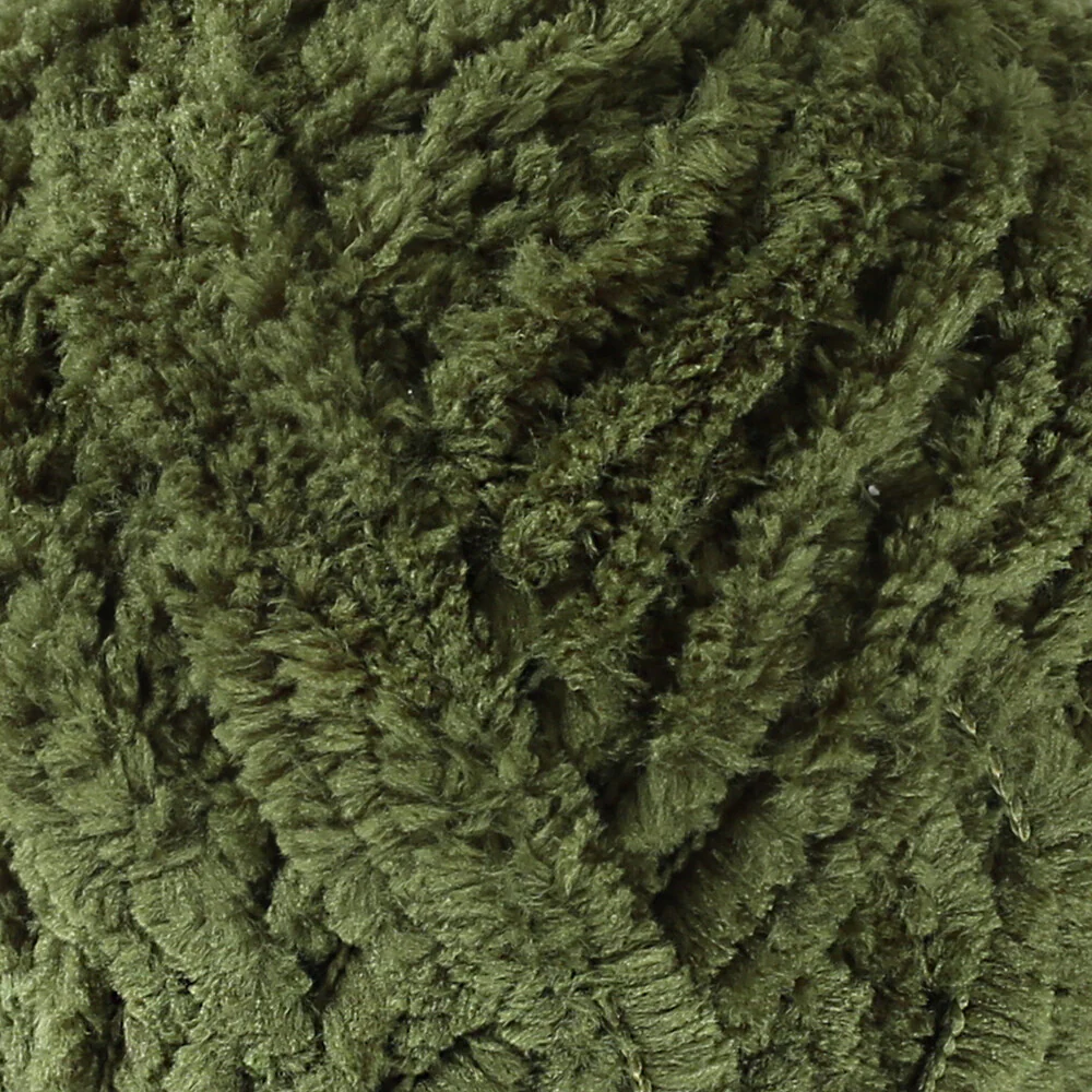Loren Mery Yarn, Green - M415 - Image 3