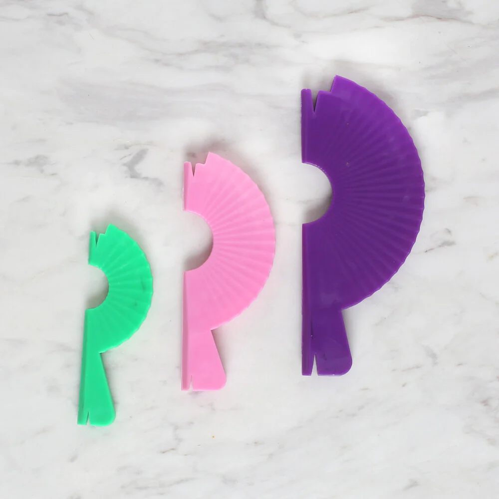 Loren Pom Pom Maker in 3 - Image 2