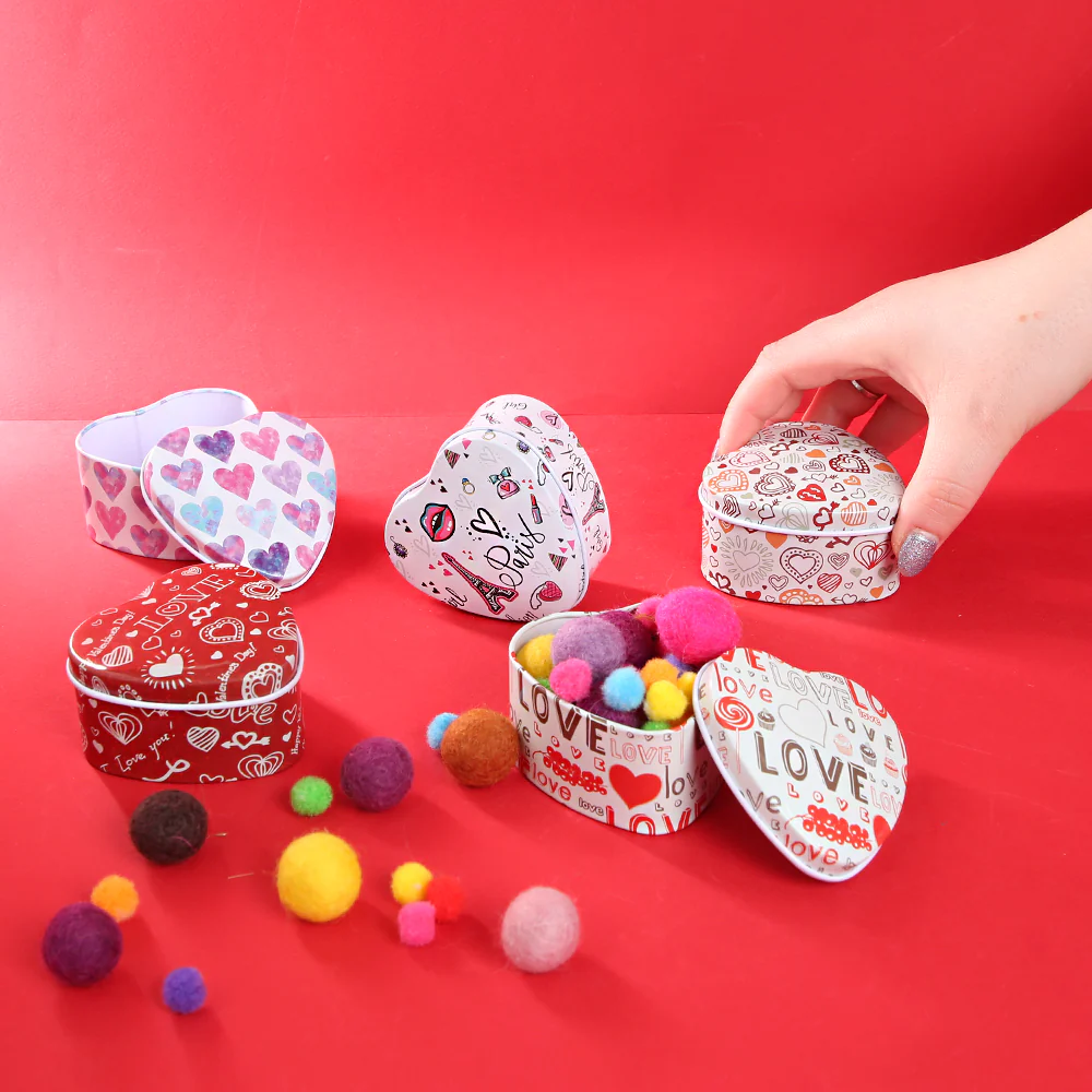 Nas Metal Storage Box - Heart - Image 3