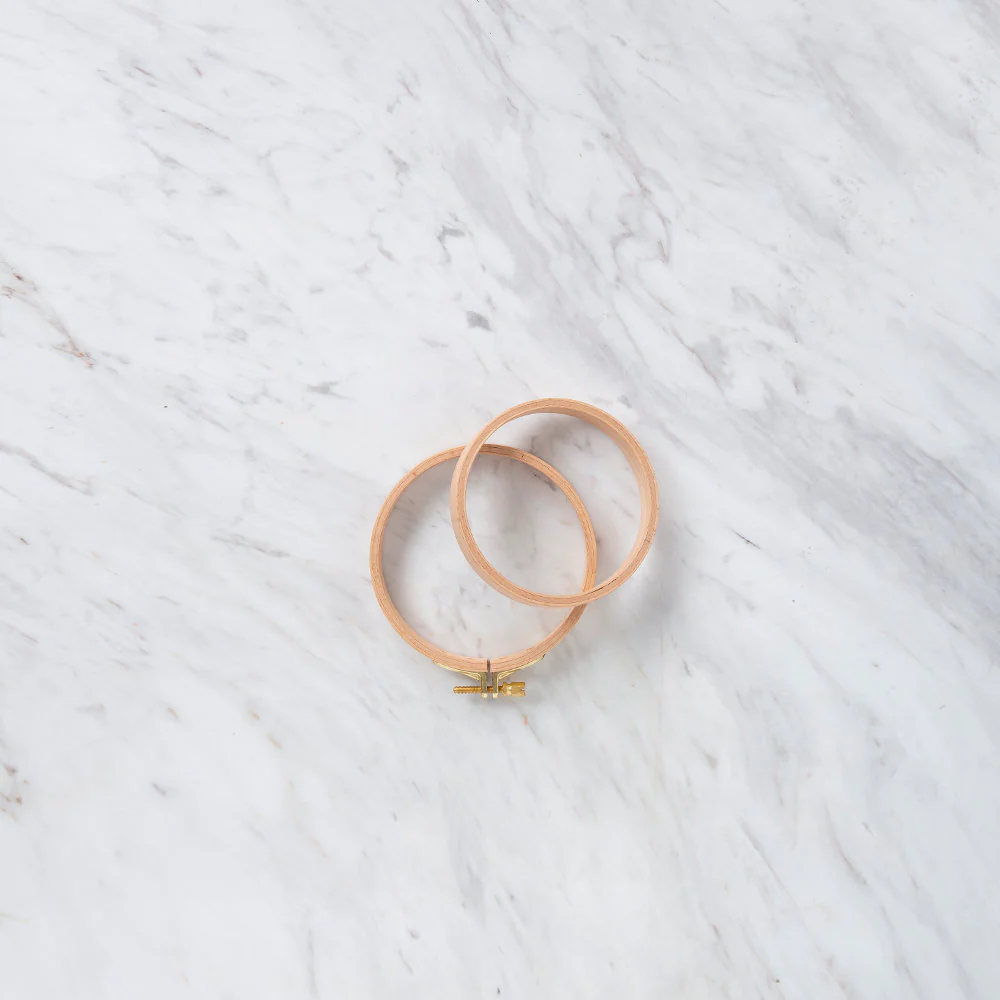 Nurge 16 mm Beech Wood Adjustable Embroidery Hoop - No.1 - Image 2