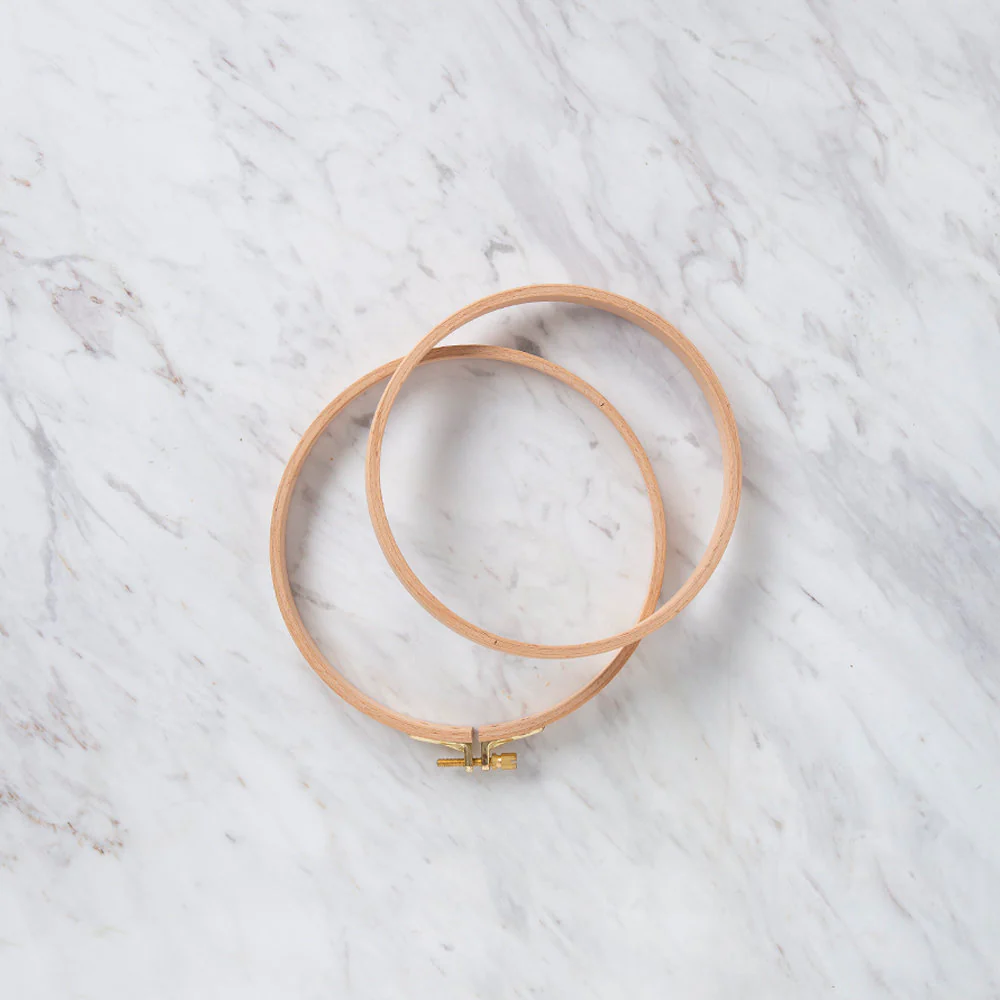 Nurge 16 mm Beech Wood Adjustable Embroidery Hoop - No.3 - Image 2