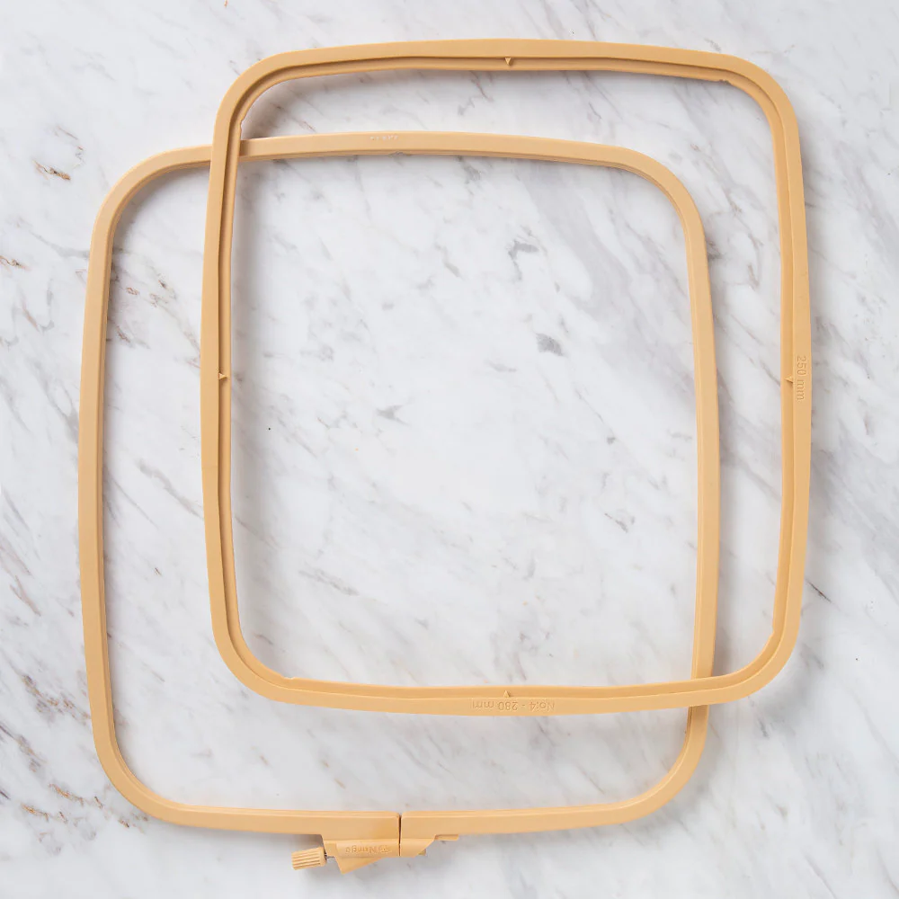 Nurge Adjustable Plastic Square Embroidery Hoop No.4 - Image 2