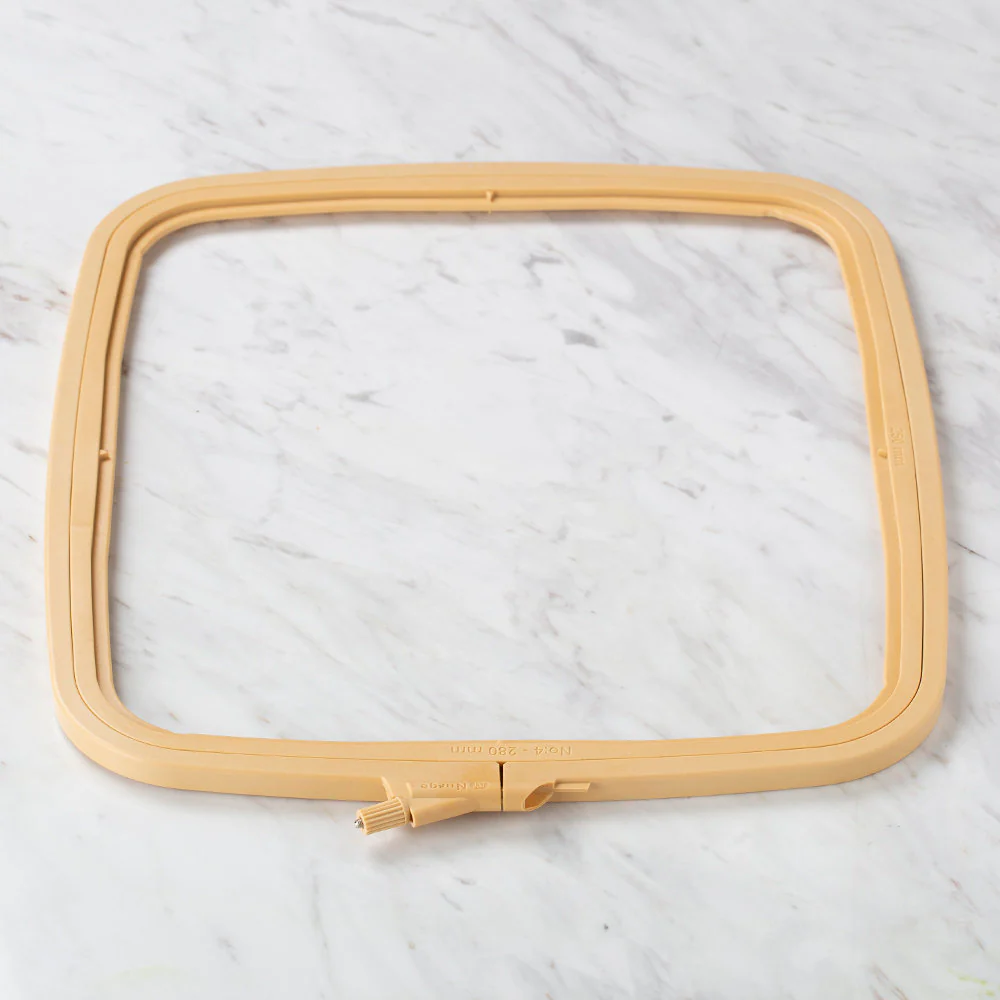 Nurge Adjustable Plastic Square Embroidery Hoop No.4 - Image 3