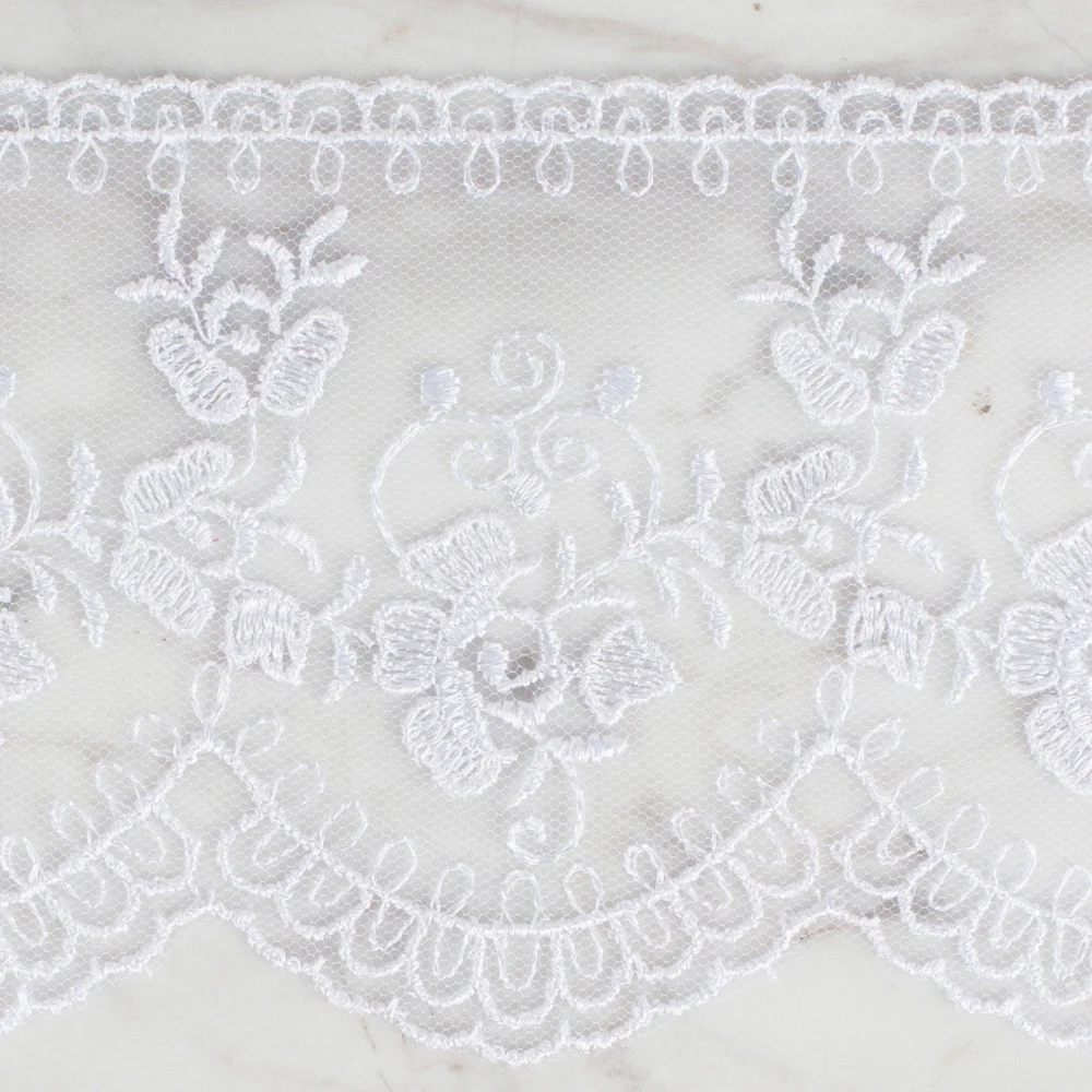 Önel Lace Ribbon, 9 cm, White, Flower Patterned - 672