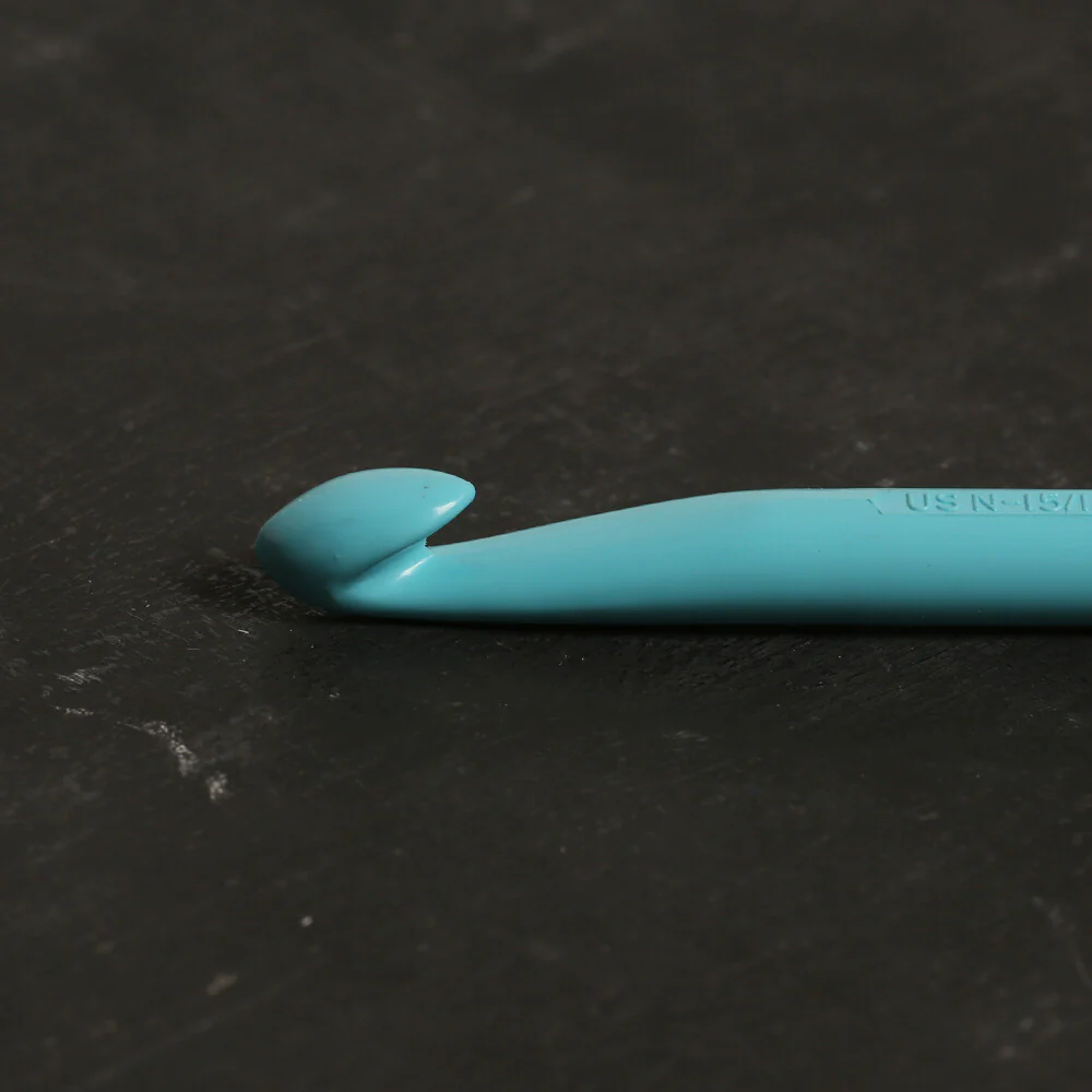 Pony Colour 10 mm 15 cm Plastic Crochet Hook, Turquoise - 44369 - Image 3
