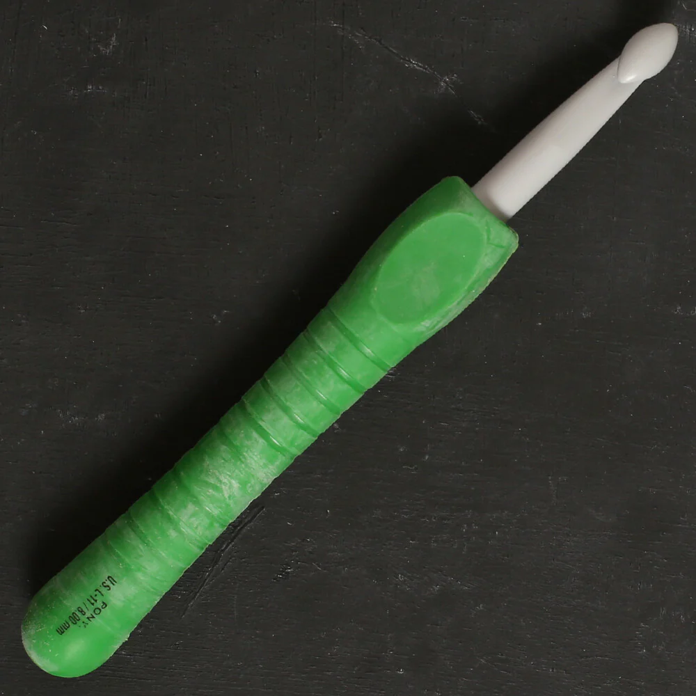 Pony Easy Grip 8 mm 15 cm Soft Handled Crochet Hook, Green - 56812 - Image 2