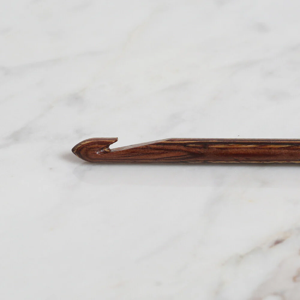 Pony Perfect 3.75 mm 15 cm Wooden Crochet Hook - 46008 - Image 3